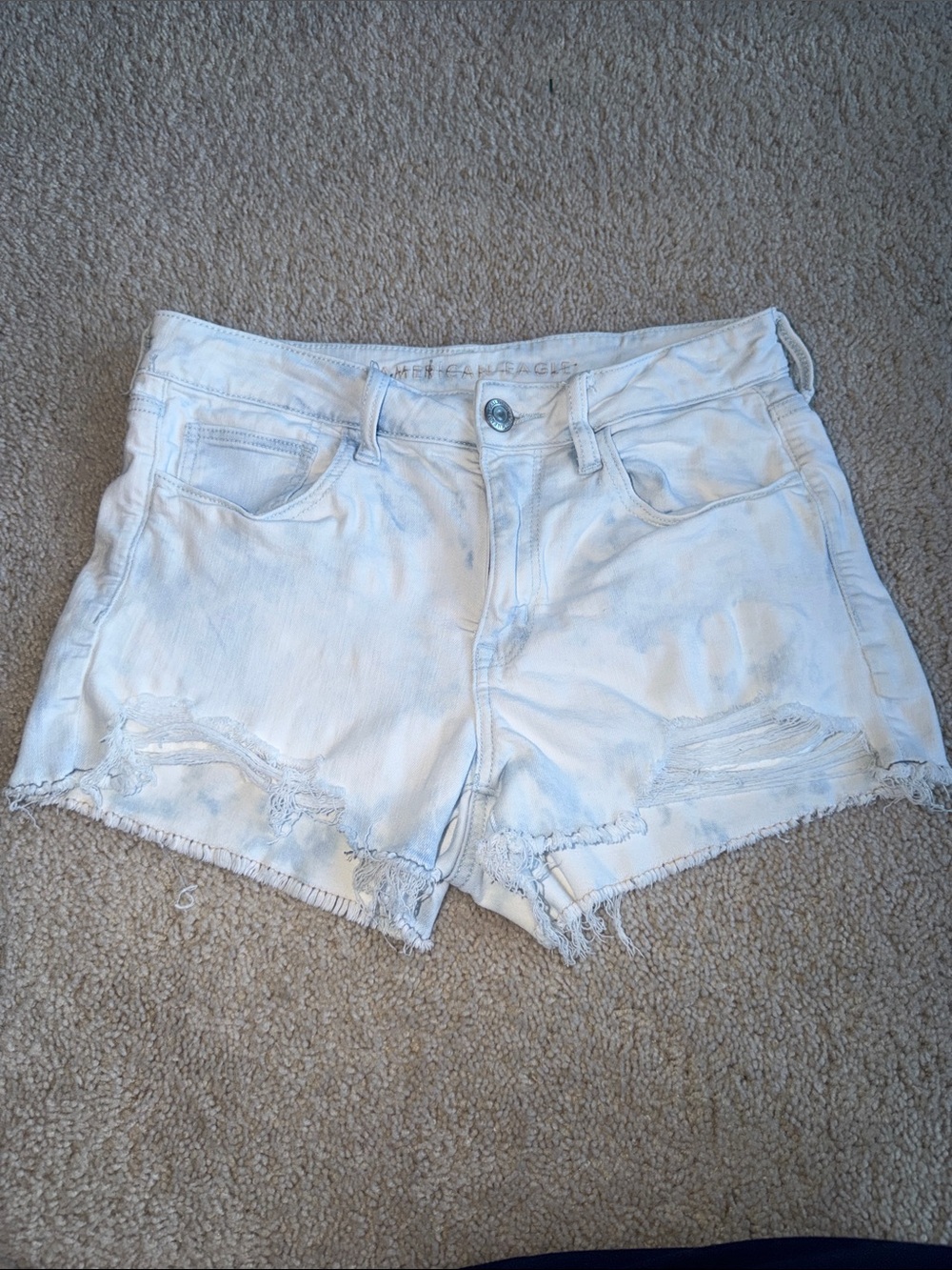 American Eagle Outfitters White Light Wash Distressed Denim Shorts